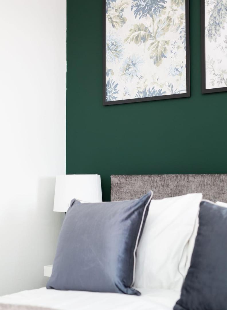 Studio Apartment With 65" Smart Tv Newport  Luaran gambar